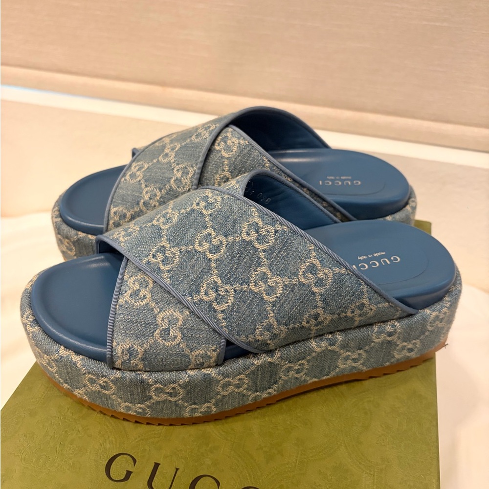 Gucci Light Blue Denim GG Crossband Slide Sandals - Picture 3 of 6